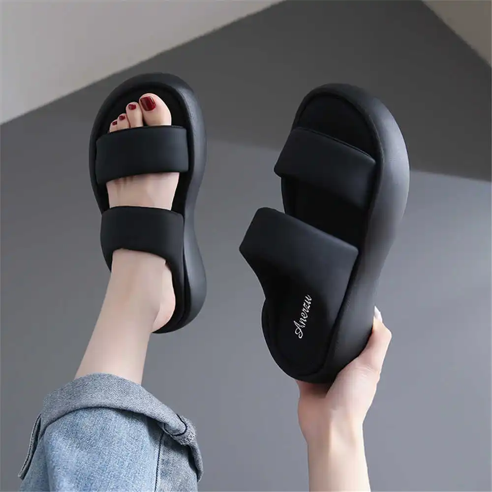 Size 39 Strips Summer Shoes Sa - Different Aquatic Sports のレビューと価格