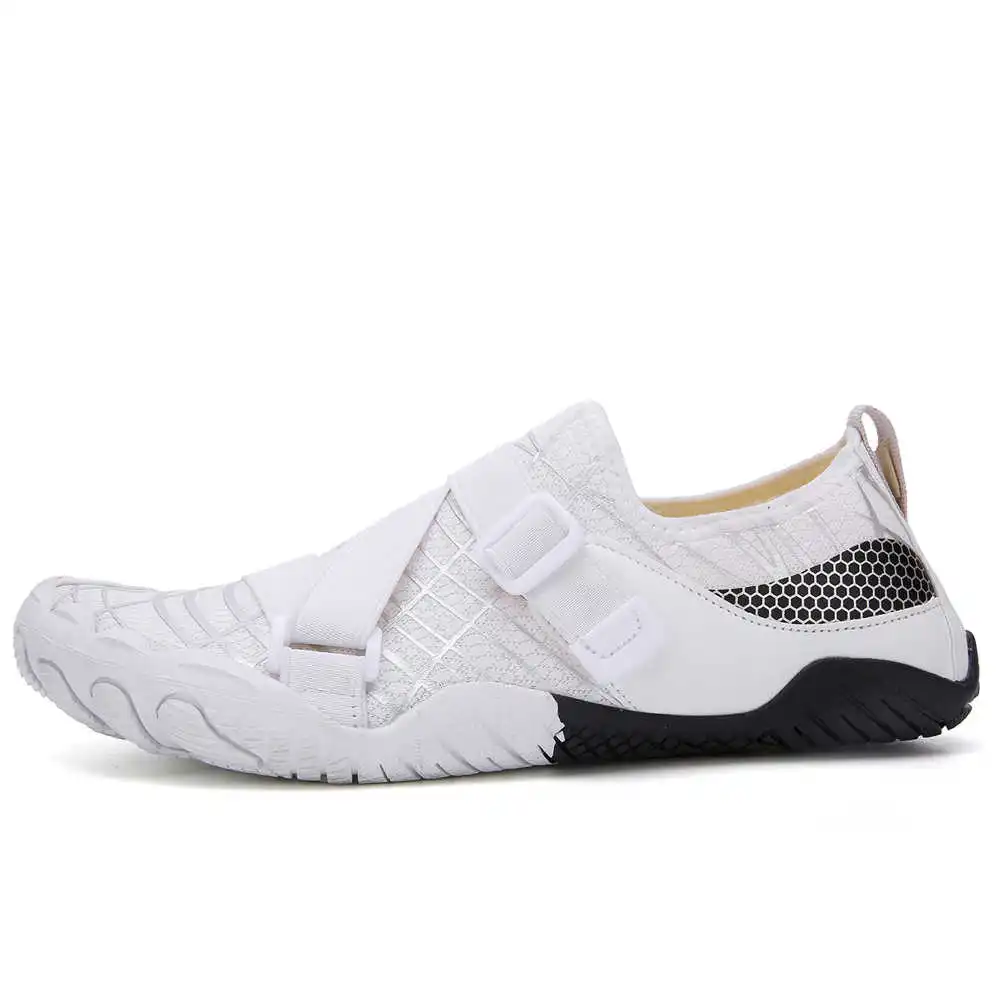 With Print Beach Lying Slipper - Different Aquatic Sports のレビューと価格